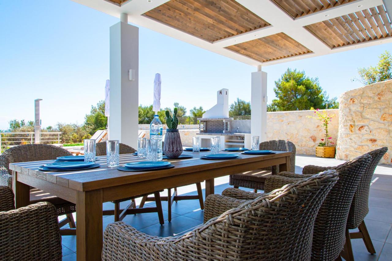 Despina - Marathia View Private Luxury Marathiás